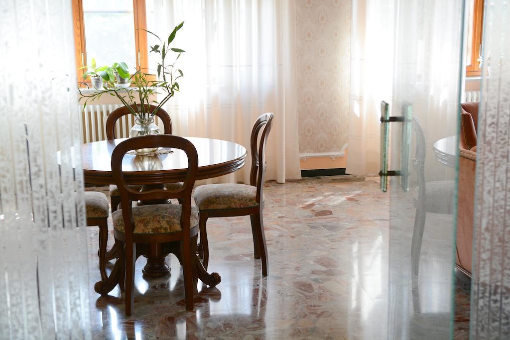 몸벨로 몬페라토 Casa Giordano B&B 외부 사진
