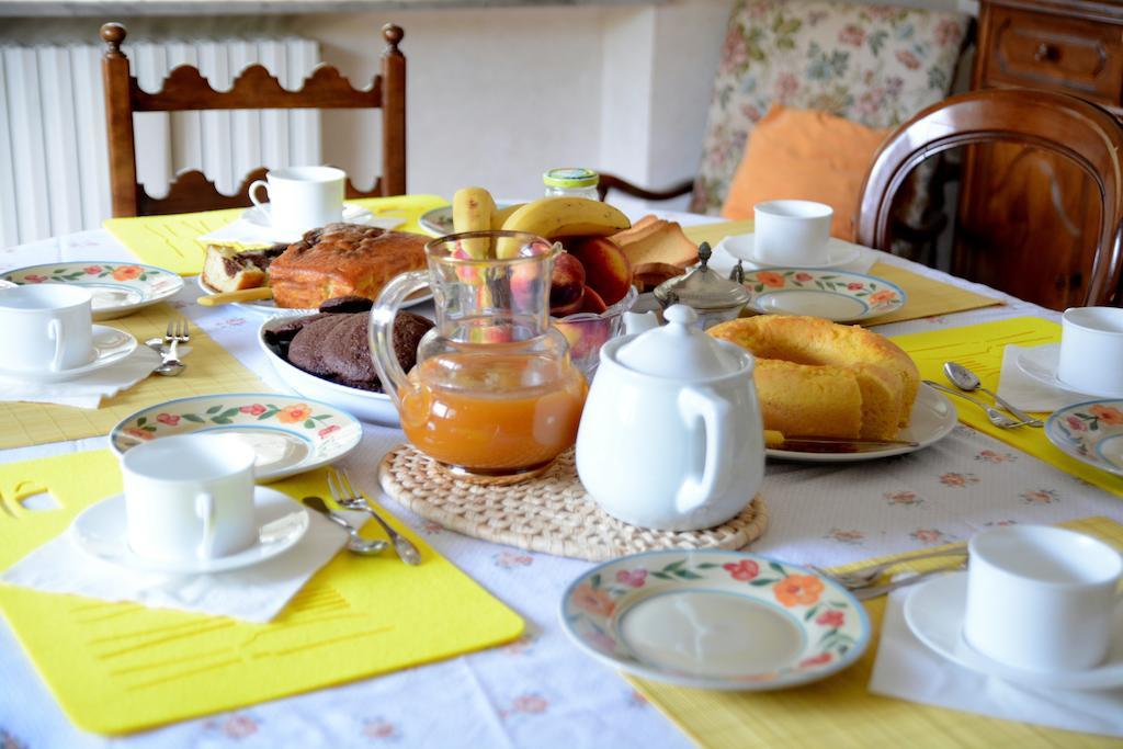 몸벨로 몬페라토 Casa Giordano B&B 외부 사진