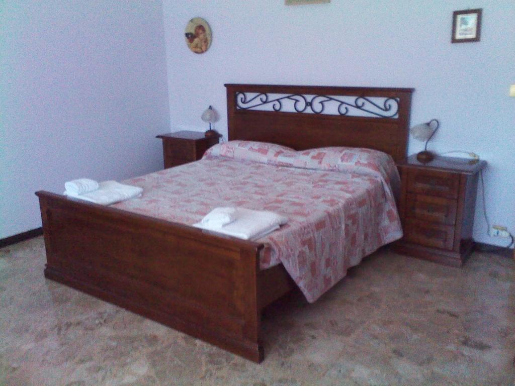 몸벨로 몬페라토 Casa Giordano B&B 객실 사진