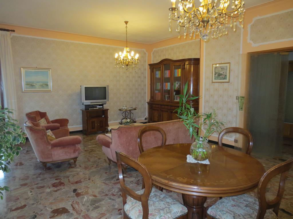 몸벨로 몬페라토 Casa Giordano B&B 외부 사진
