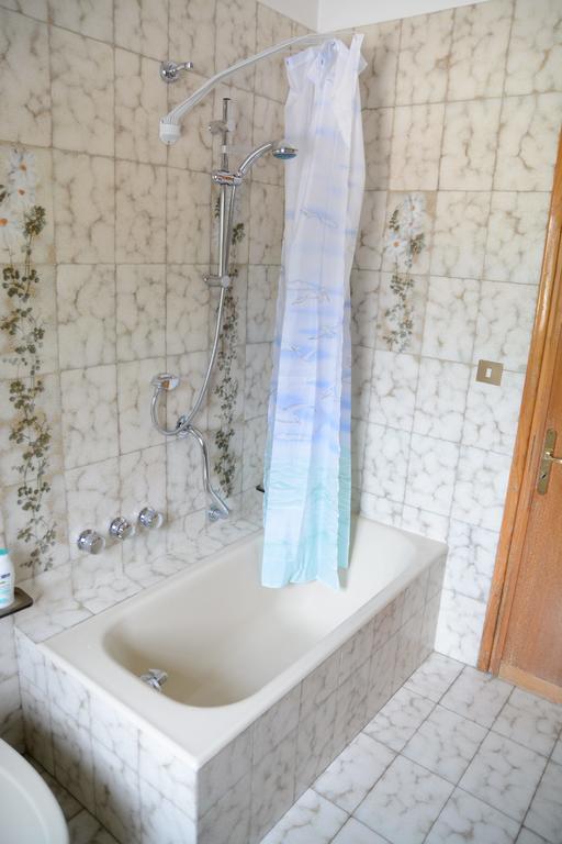 몸벨로 몬페라토 Casa Giordano B&B 외부 사진